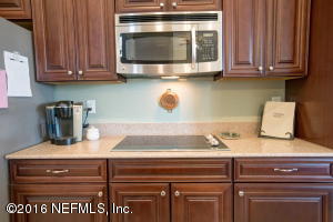 104 E Berkswell Dr