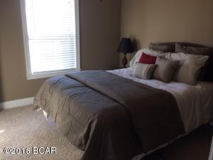 3611 Azalea Ct