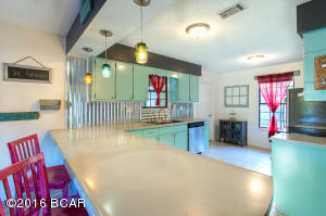 321 Fairway Blvd