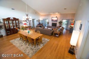 6238 Thomas Dr