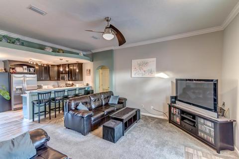 6505 Thomas Dr #411
