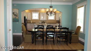 418 Lake Front Dr