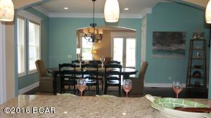 418 Lake Front Dr