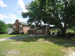 5198 Club House Dr