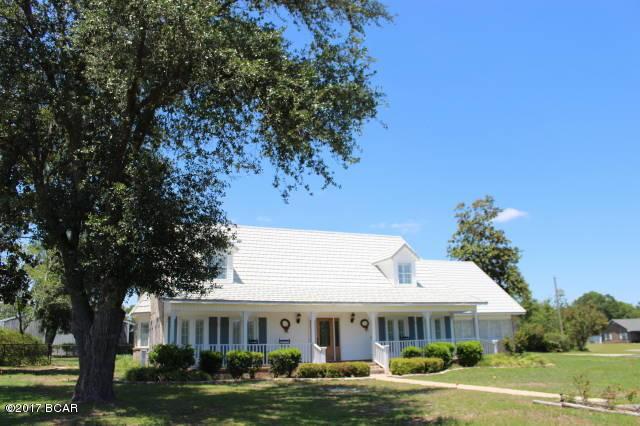 5198 Club House Dr