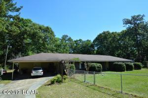5198 Club House Dr