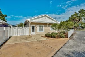 85 Flounder St, Santa Rosa Beach FL 32459
