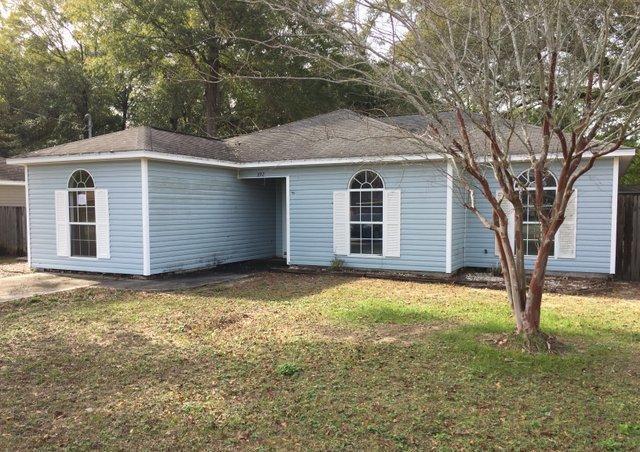 146 Conquest Ave