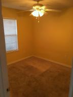 2902 Douglass Ave