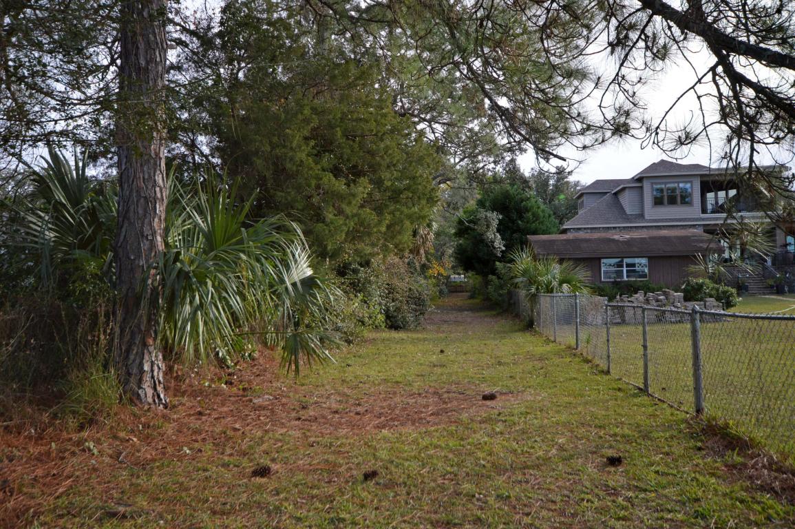 210 NW Costaki Ct