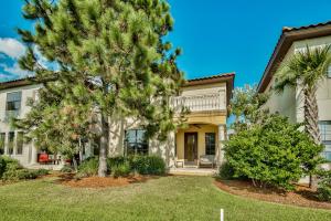 1853 Boardwalk Dr