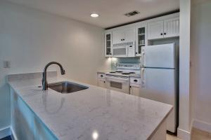 9100 Baytowne Wharf Blvd #553