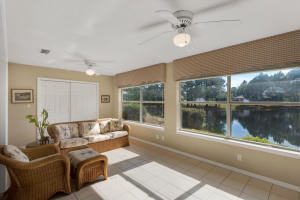 127 Hibiscus Ln