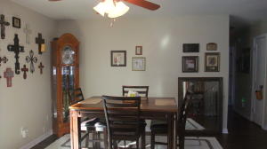 5 Hampton Ct