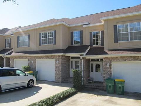 408 Crystal Ln
