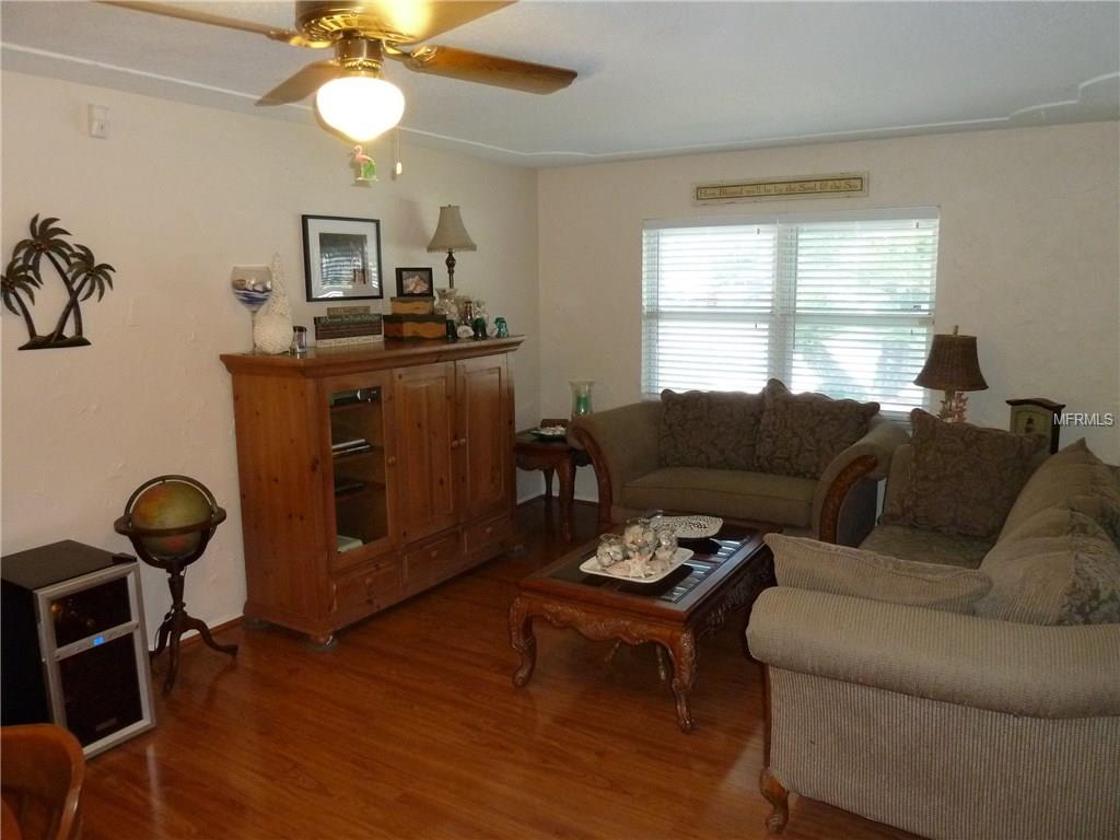 For Sale: 111 Hollyhock Dr Altamonte Springs, FL 32701