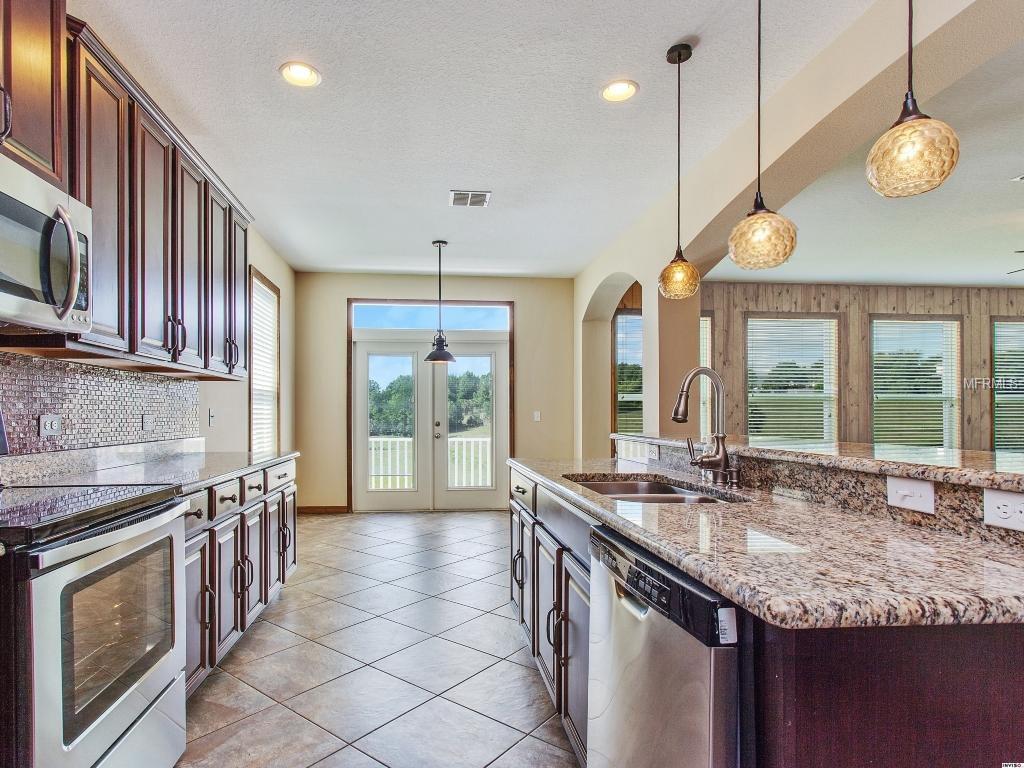 For Sale: 941 Daisy Hill Ct Apopka, FL 32712