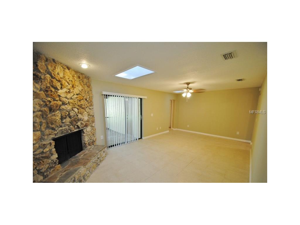 428 Knoll Tree Ln