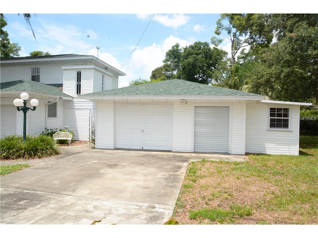 For Sale: 340 Lake Winnemissett Dr Deland, FL 32724