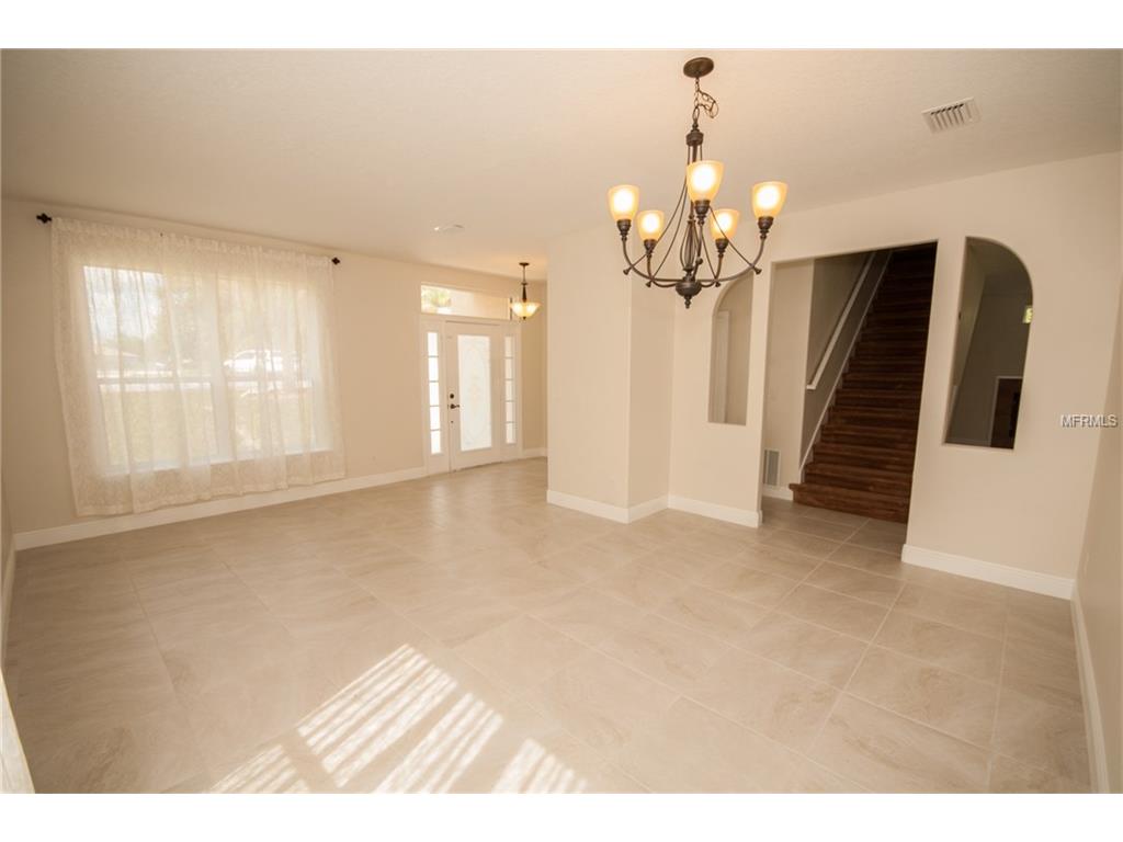 3144 Lauren Ct