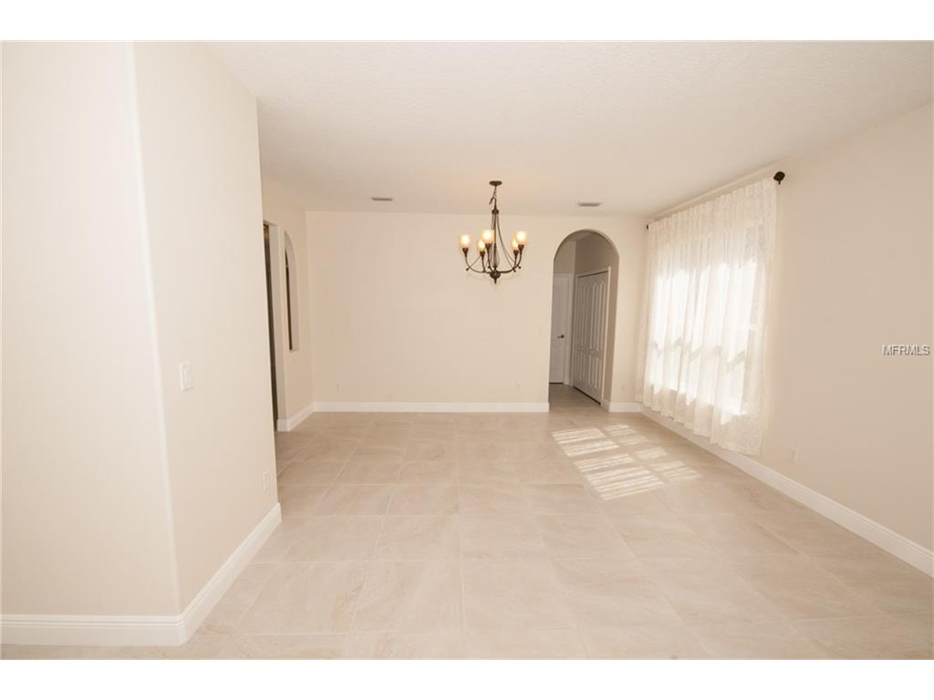 3144 Lauren Ct