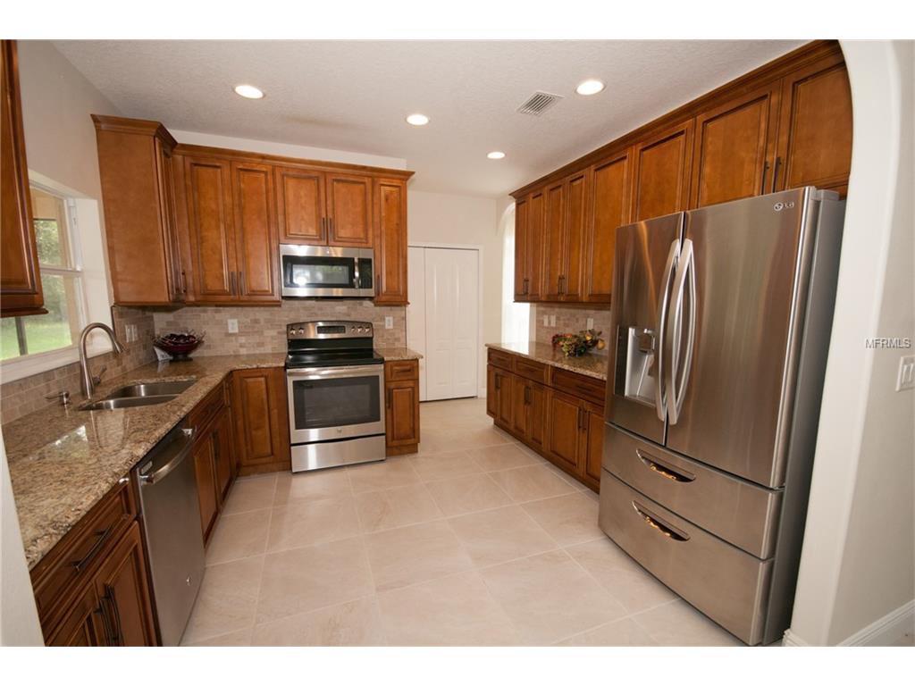 3144 Lauren Ct