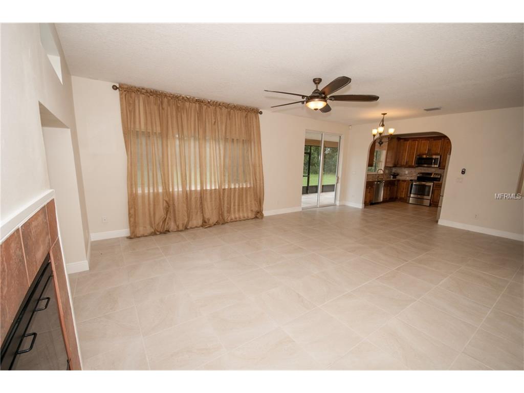 3144 Lauren Ct