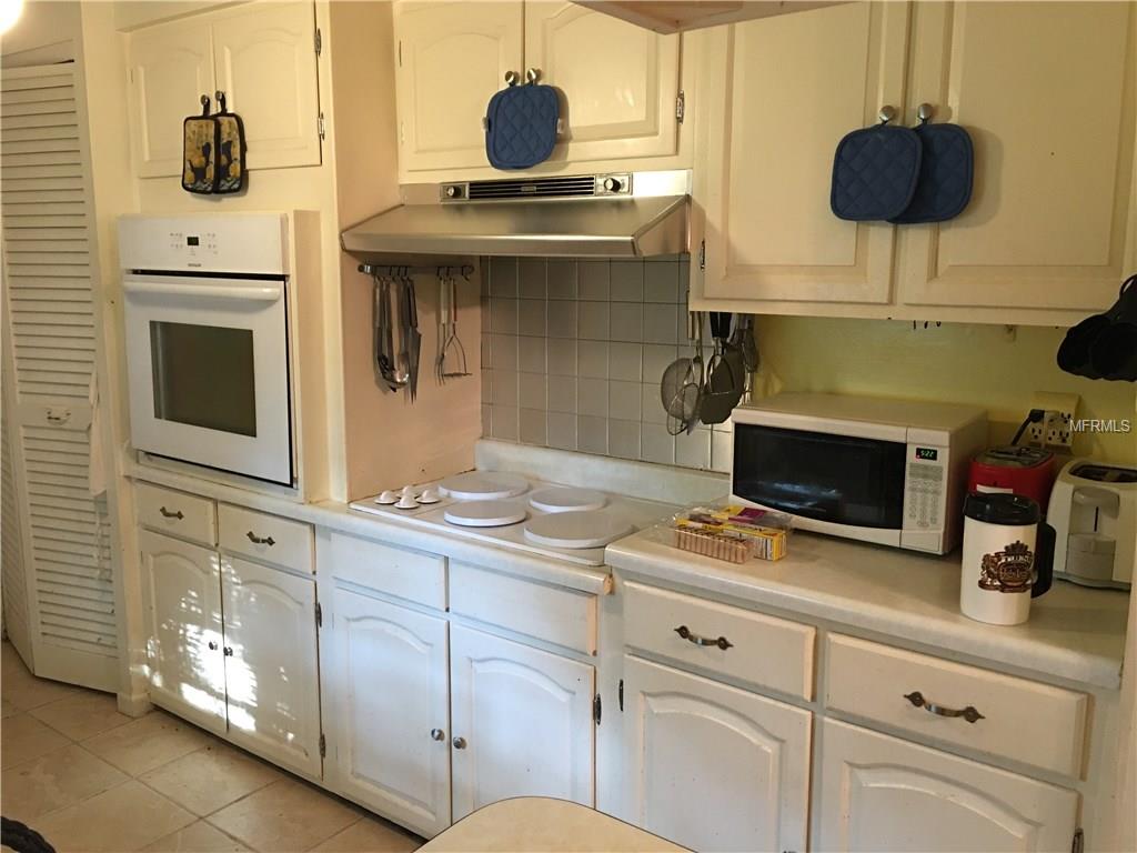 1442 E Hancock Dr