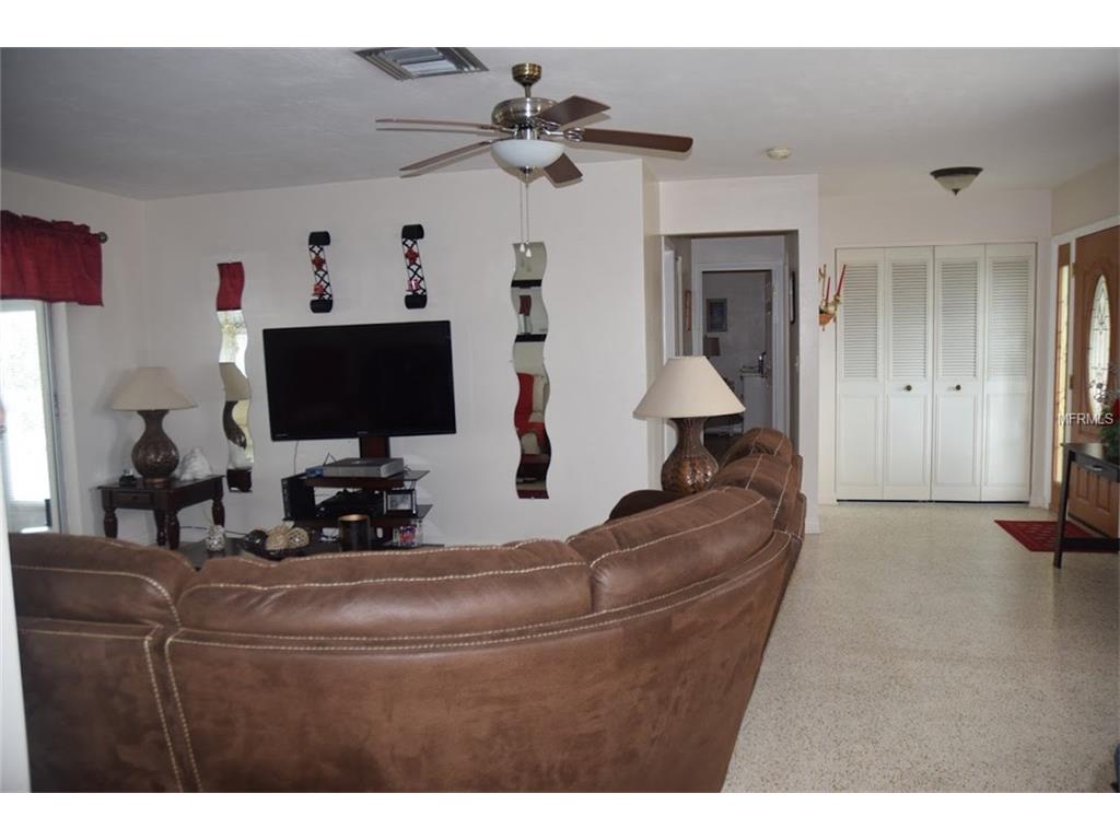 2272 Kent Rd