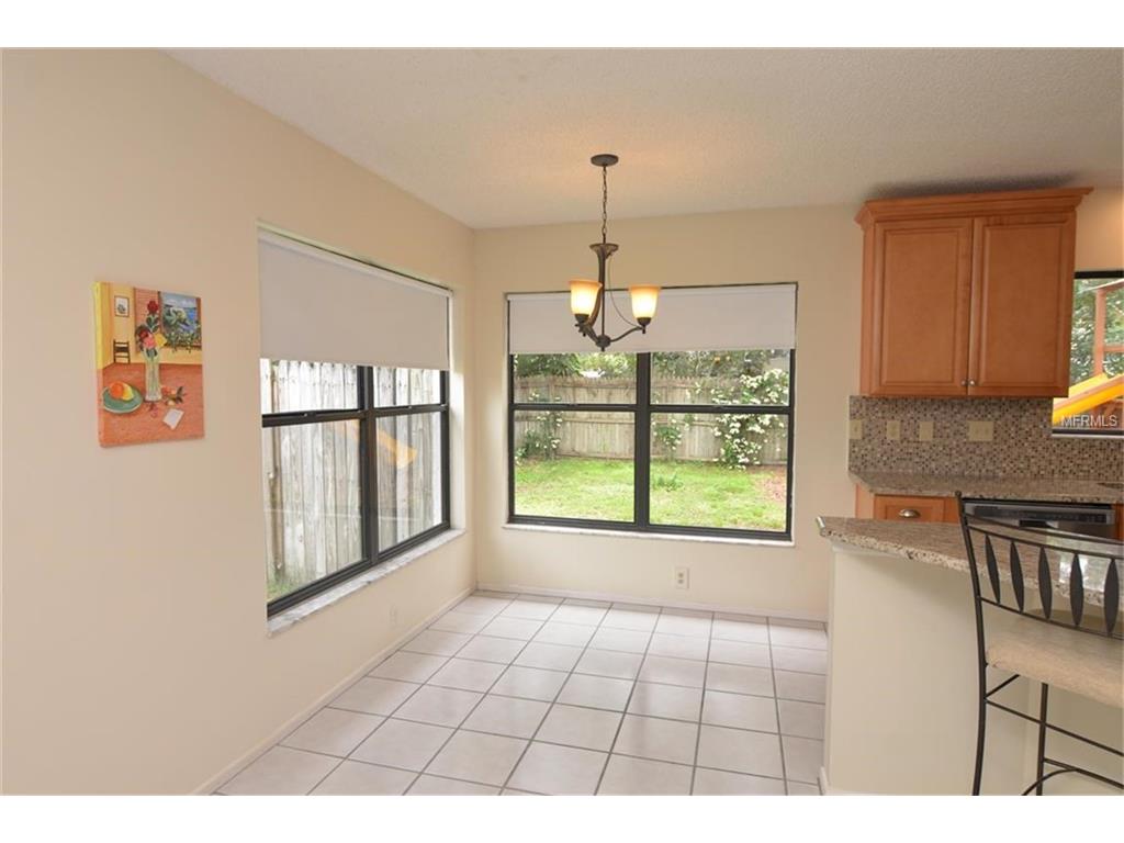 738 Holbrook Cir