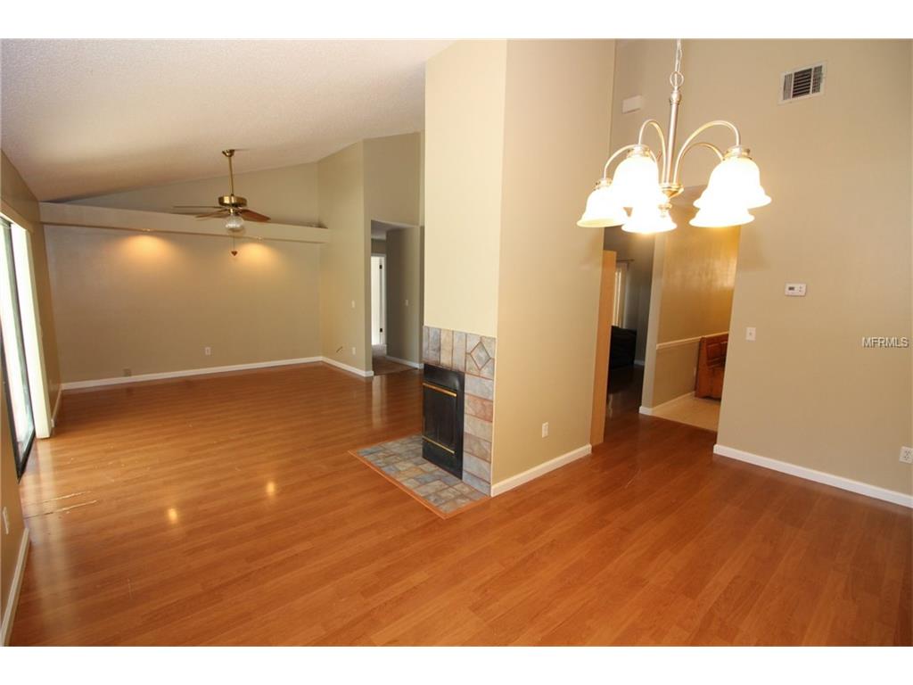 1607 Grange Cir