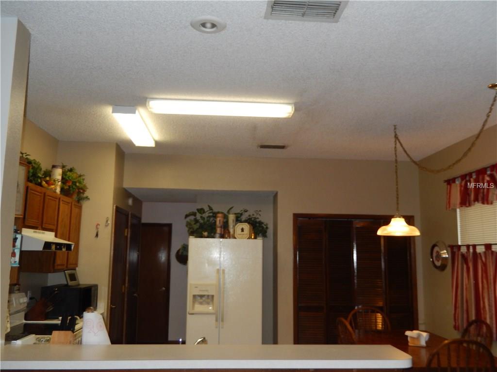 1121 Parker Canal Ct