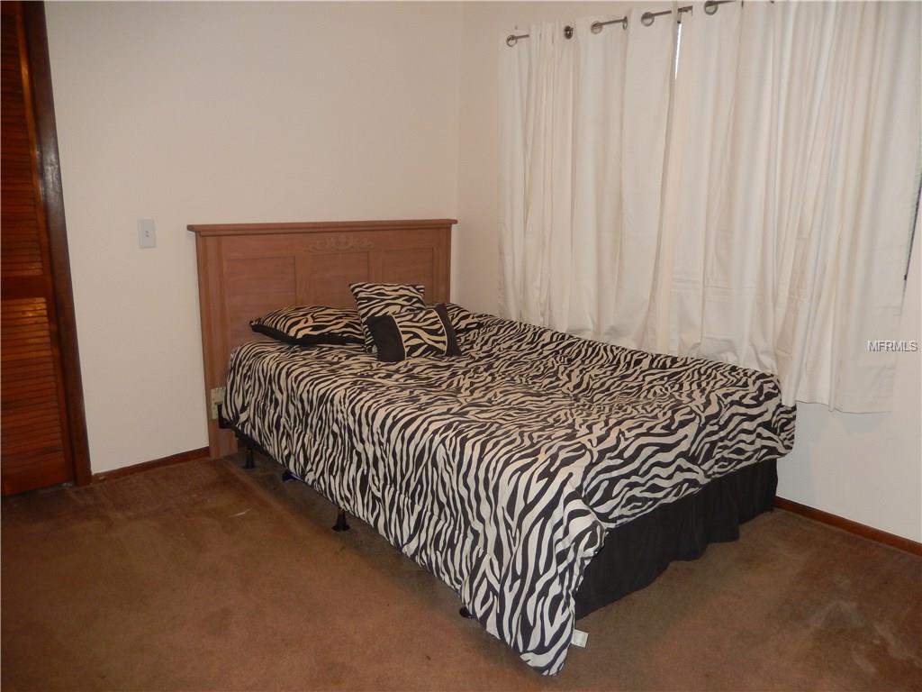 1121 Parker Canal Ct