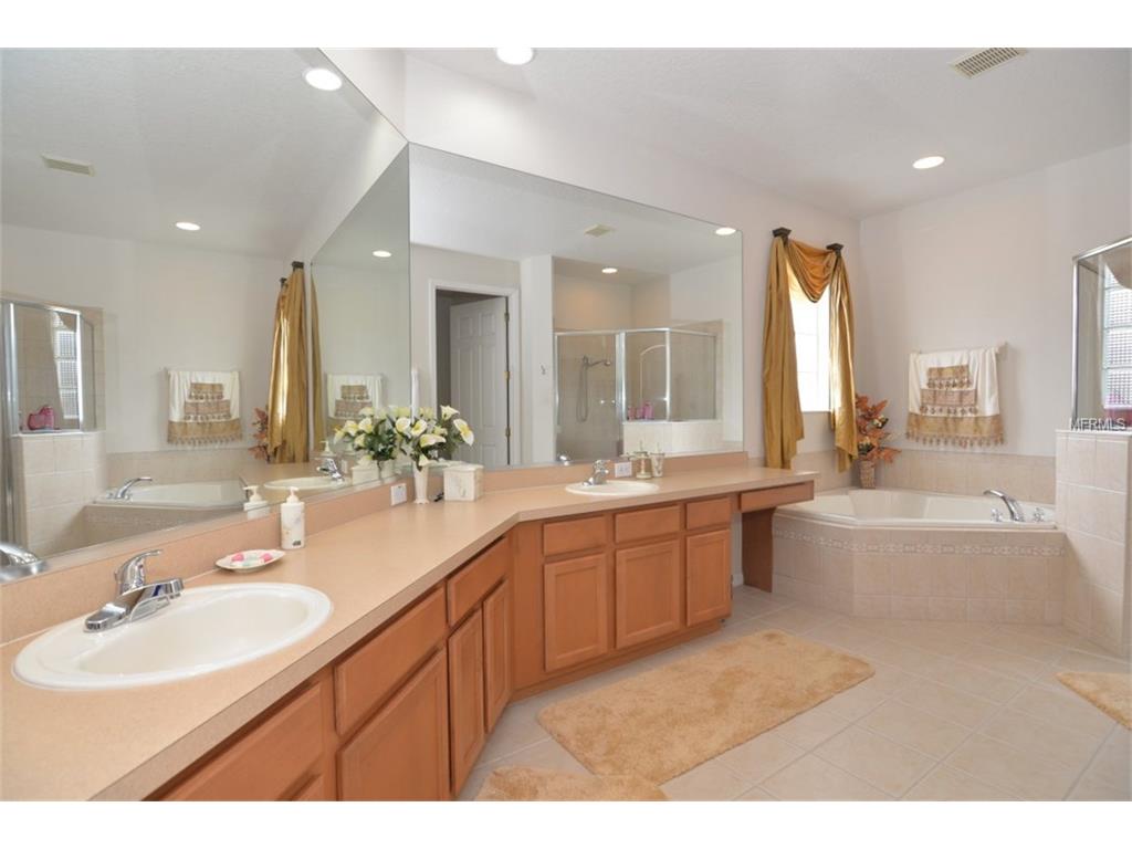 1503 Thornapple Ln
