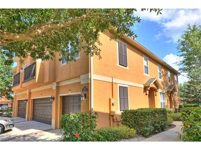 2411 Pine Oak Trl