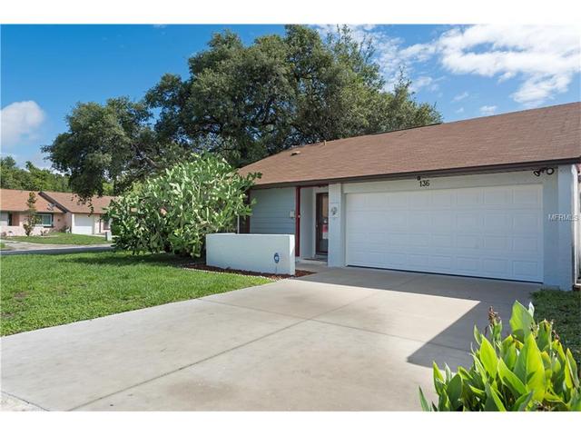 151 Lakeside Cir
