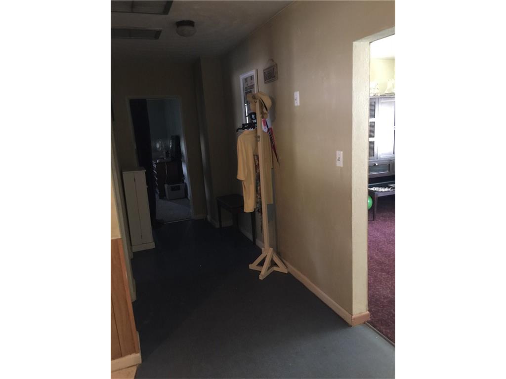 For Sale: 211 Jean St Tavares, FL 32778