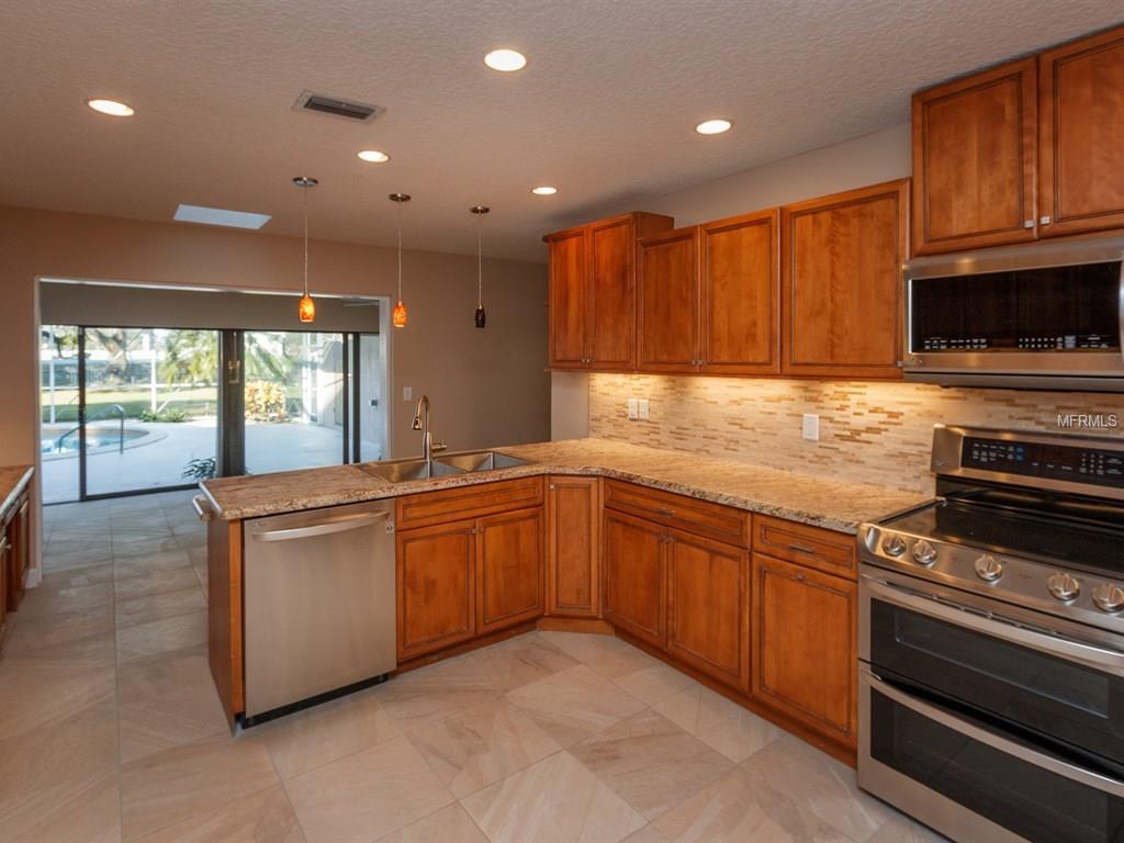 200 Sweetwater Club Ct