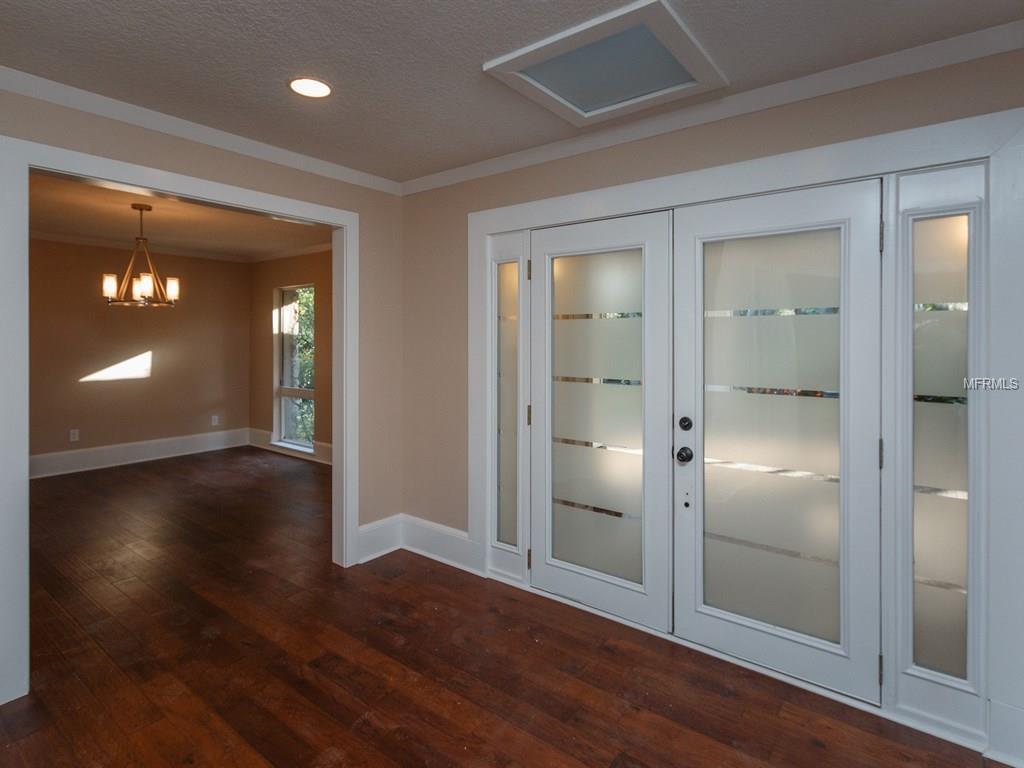 200 Sweetwater Club Ct