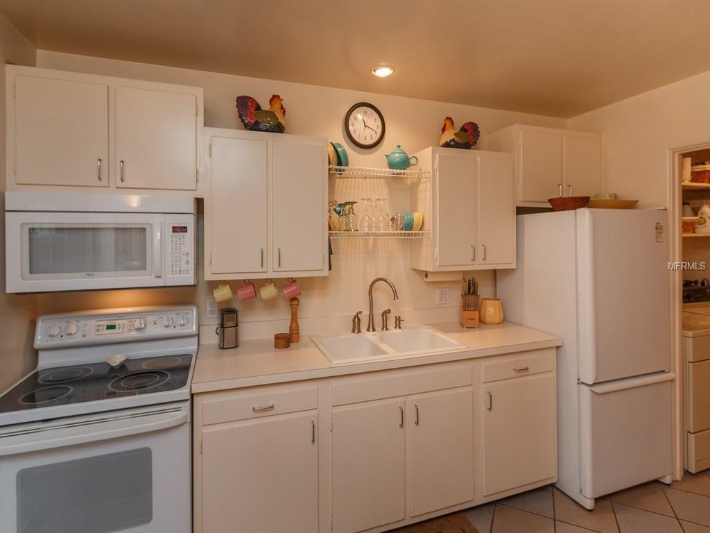 820 Huntington Ct