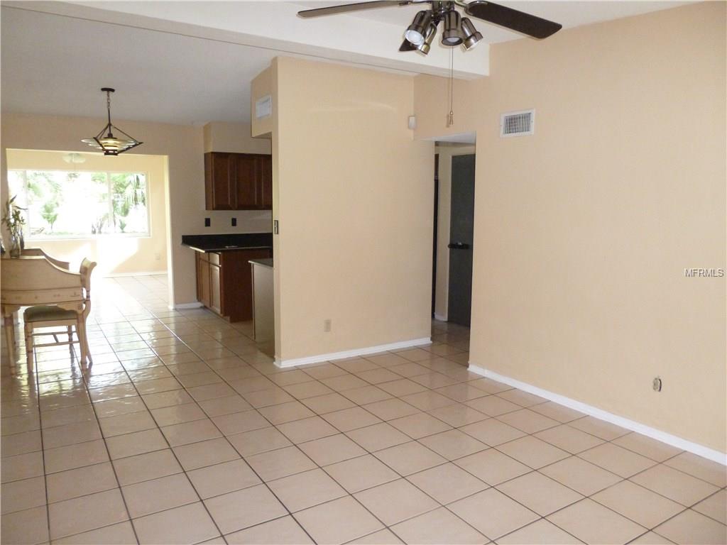 2229 Woodcrest Dr