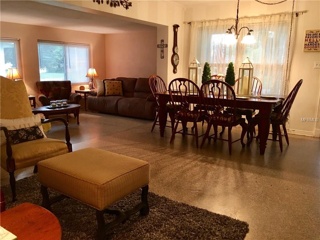 1507 Lando Ln