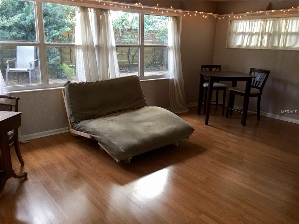 1618 Lorena Ln