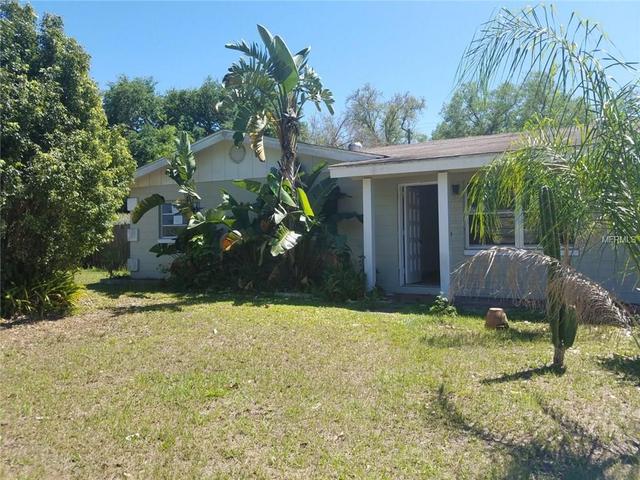 7921 Plantation Dr