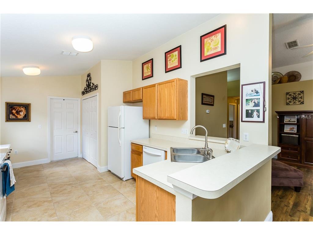 For Sale: 11306 Pinewood Cove Ln Orlando, FL 32817