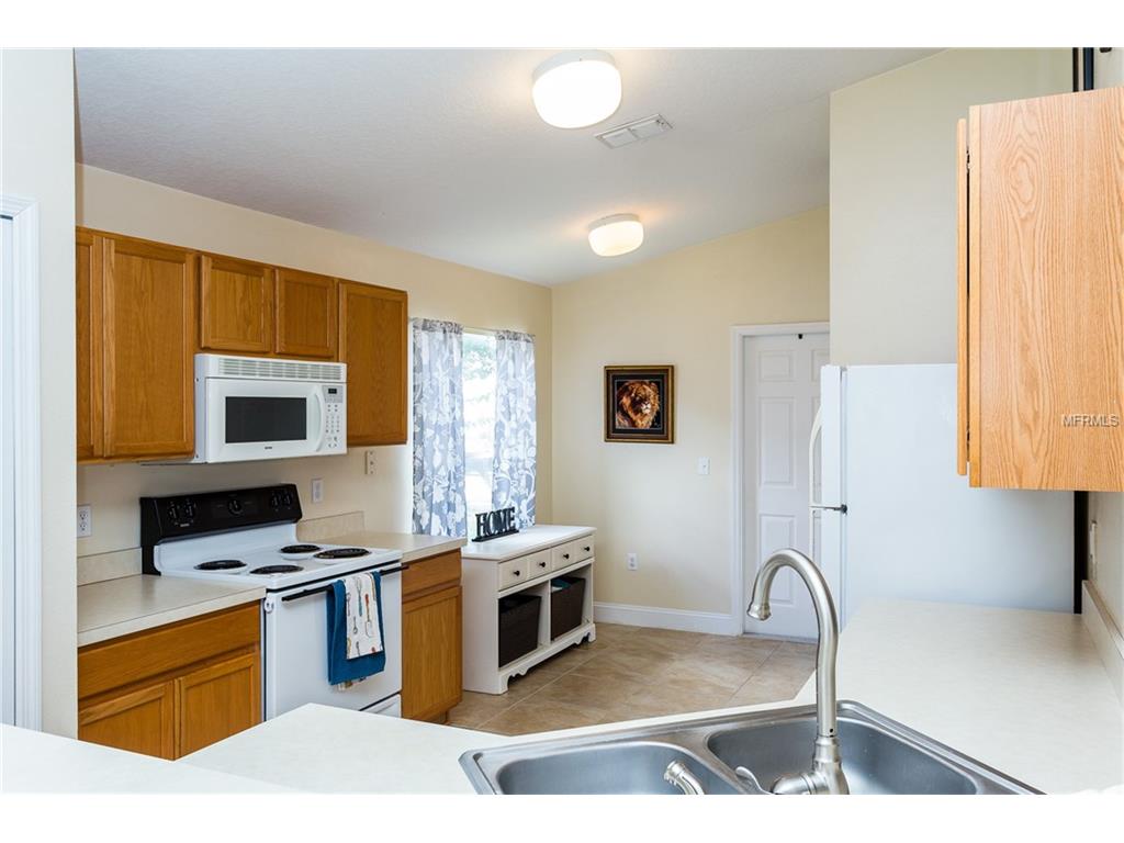 For Sale: 11306 Pinewood Cove Ln Orlando, FL 32817