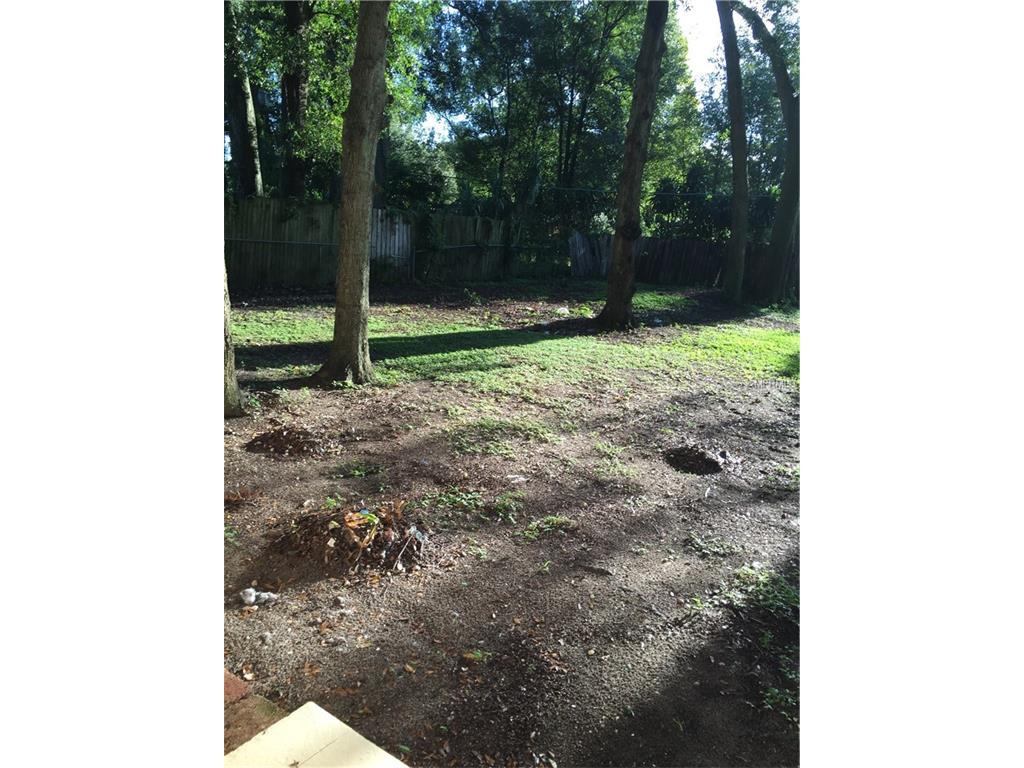 5523 Lesser Dr