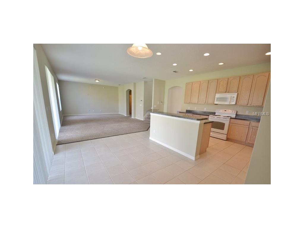 18220 Thornhill Grand Cir
