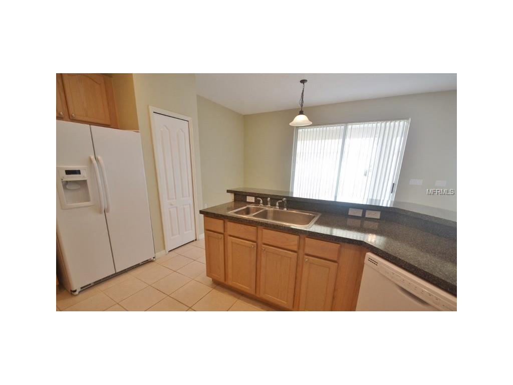 18220 Thornhill Grand Cir