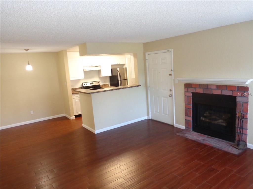 4400 Thornbriar Ln #107